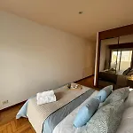 Avenida Centro Guixar アパート